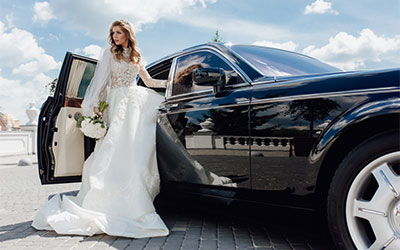 Wedding Wonders: Why a Limo Reservation is a Must for Your Big Day